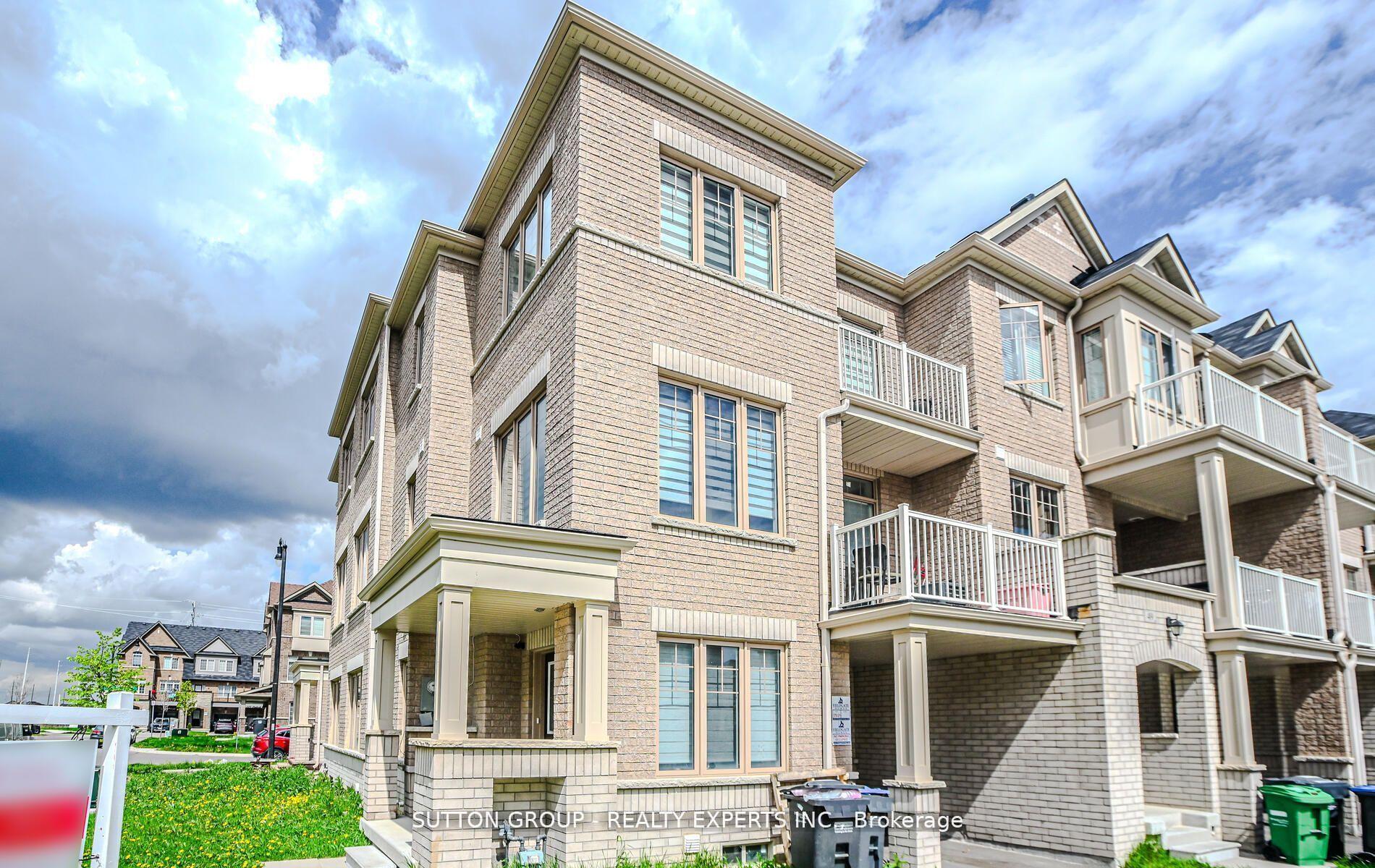 65 Fruitvale Circle — photo 1