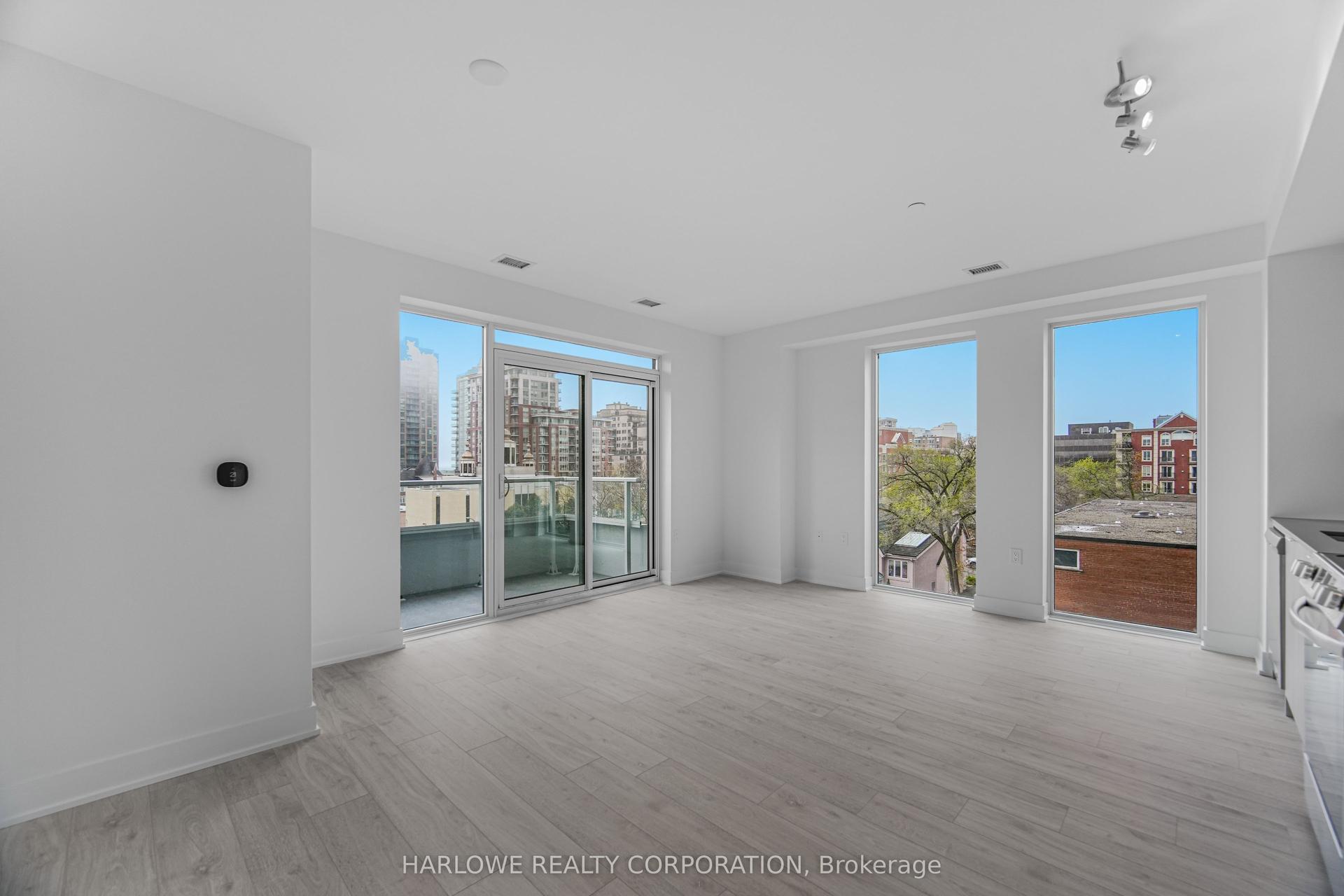 2088 James Street 410 #410, Burlington — Condo for sale, photo 1