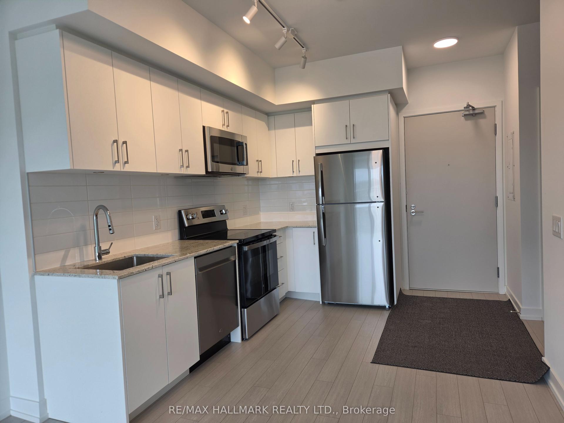 4010 Eglinton Avenue, Toronto — Condo for lease, photo 1