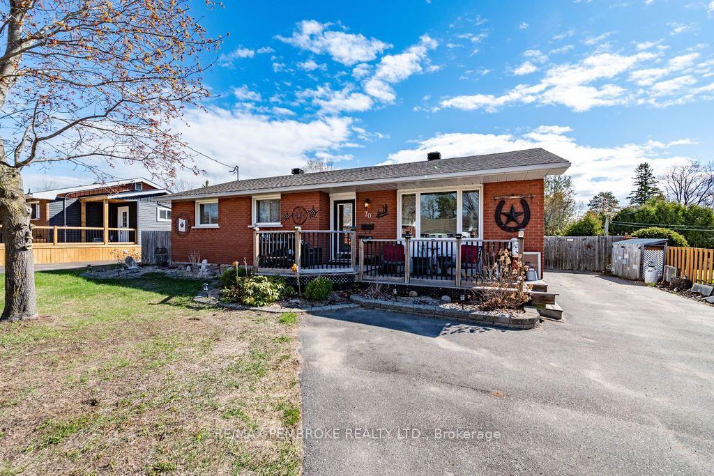 70 Selkirk Street — photo 1
