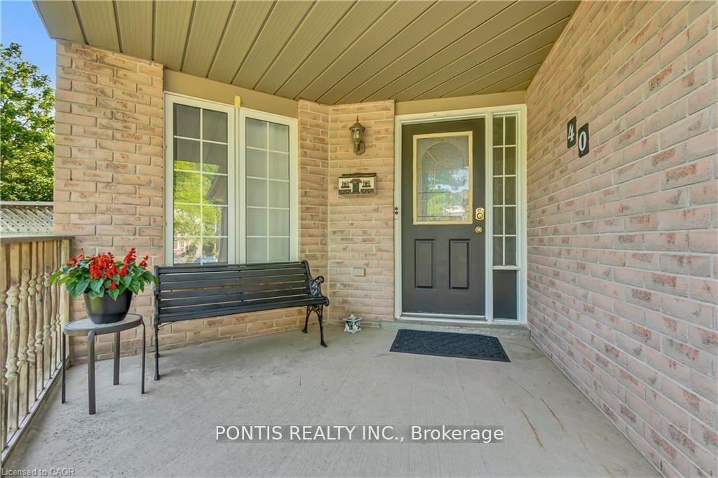 40 Alderson Drive — photo 1