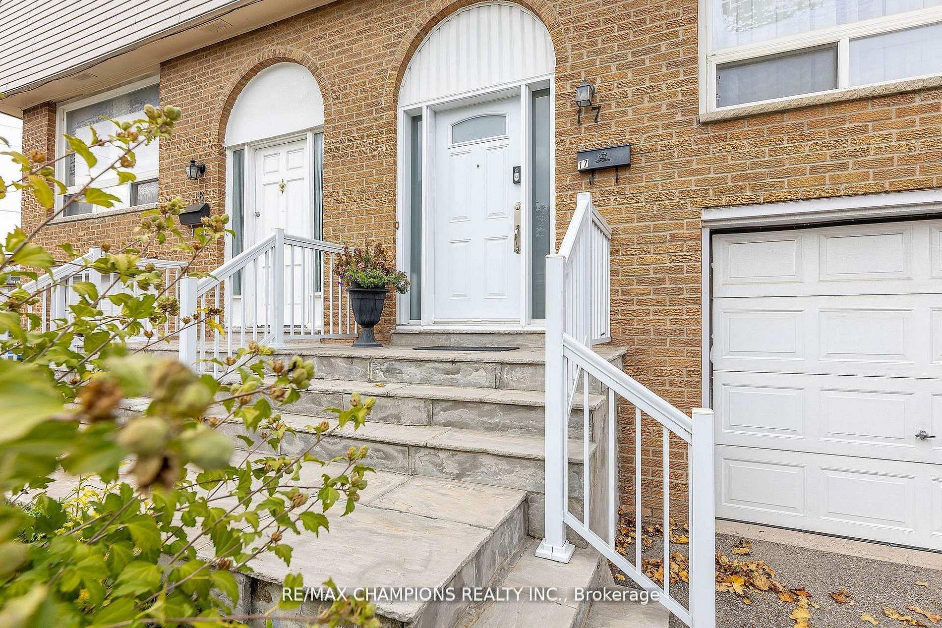 3525 Brandon Gate Drive 17 #17 — photo 1
