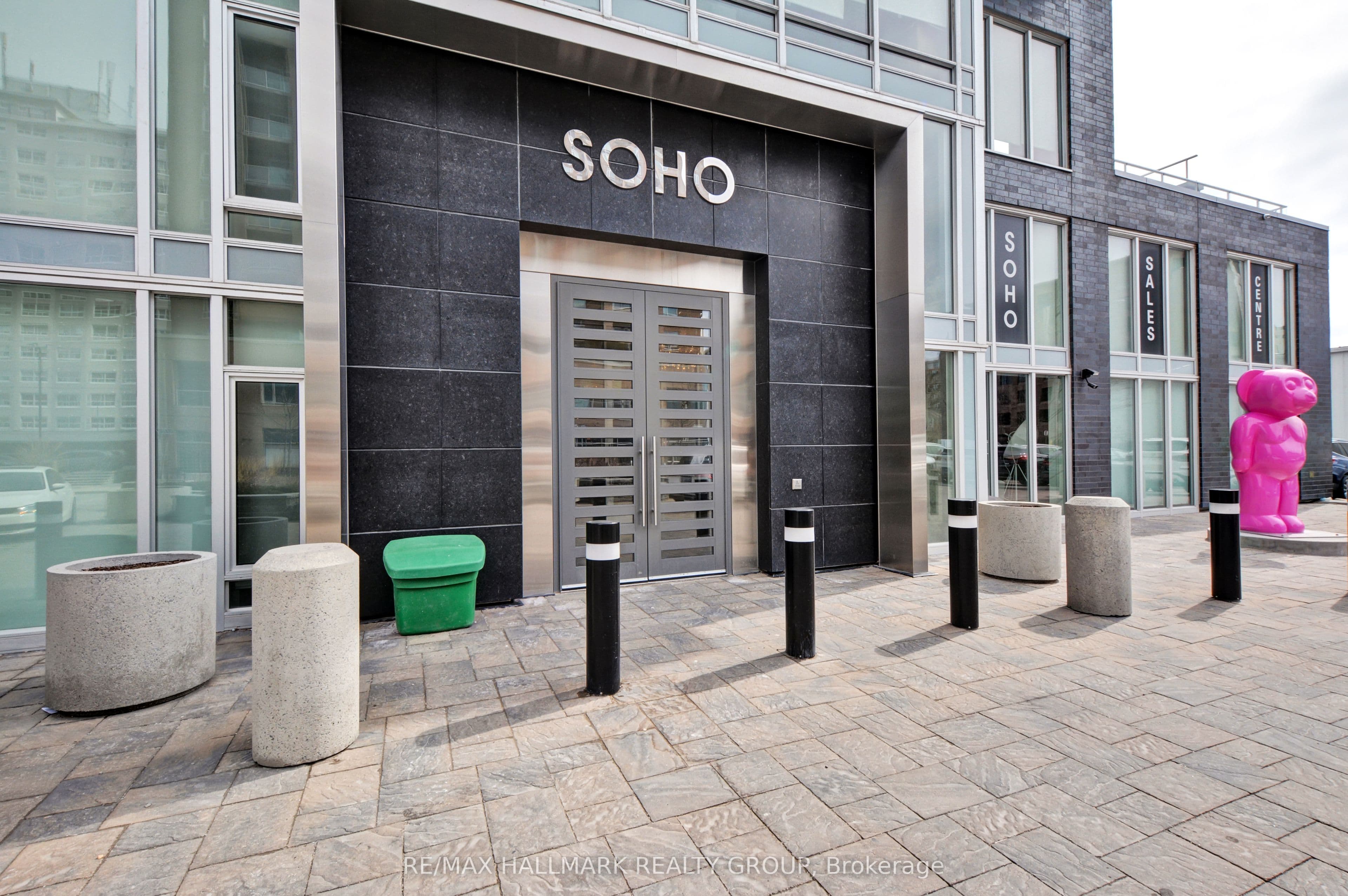 111 Champagne Avenue 611 #611 — photo 1