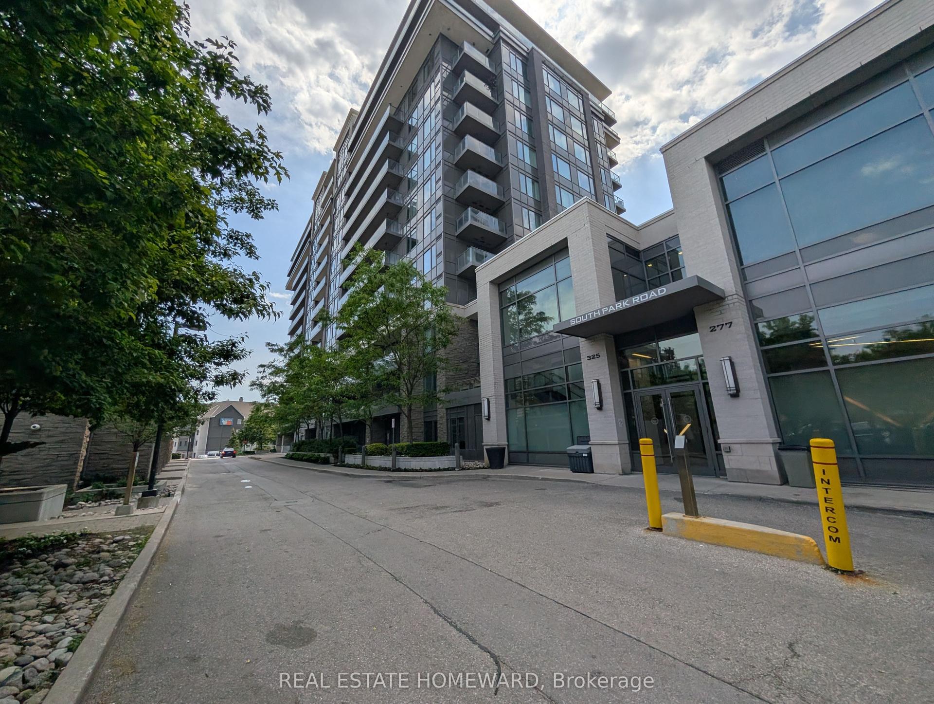 325 South Park Road 915 #915 — photo 1