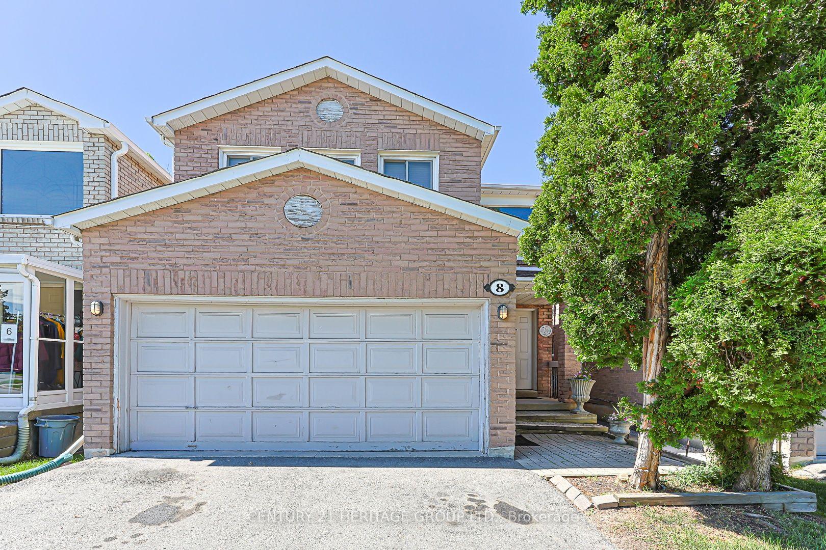 8 Millcroft Way — photo 1
