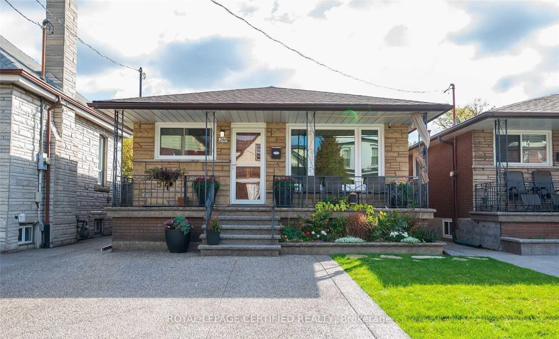 290 Balmoral Avenue N — photo 1