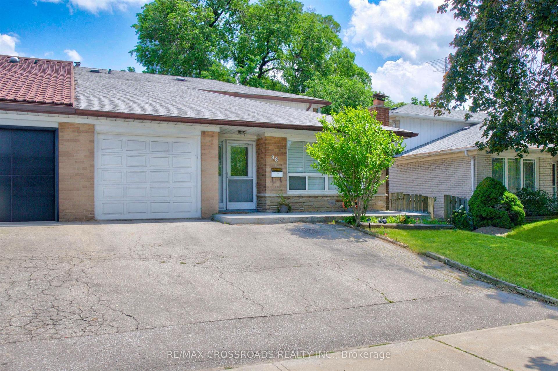 98 Willowridge Road, Toronto — Semi-Detached for sale, photo 1