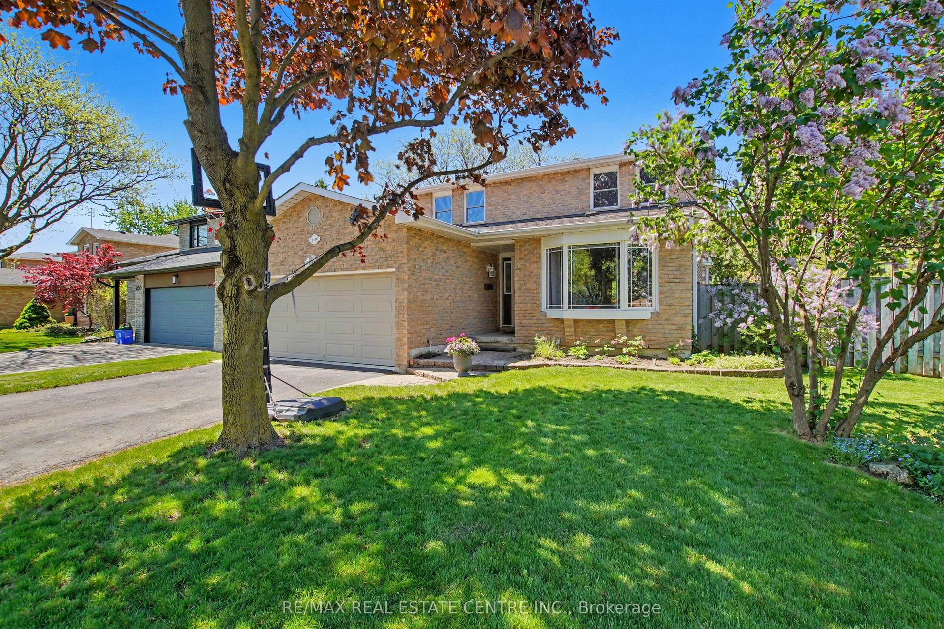 260 Coxe Boulevard — photo 1