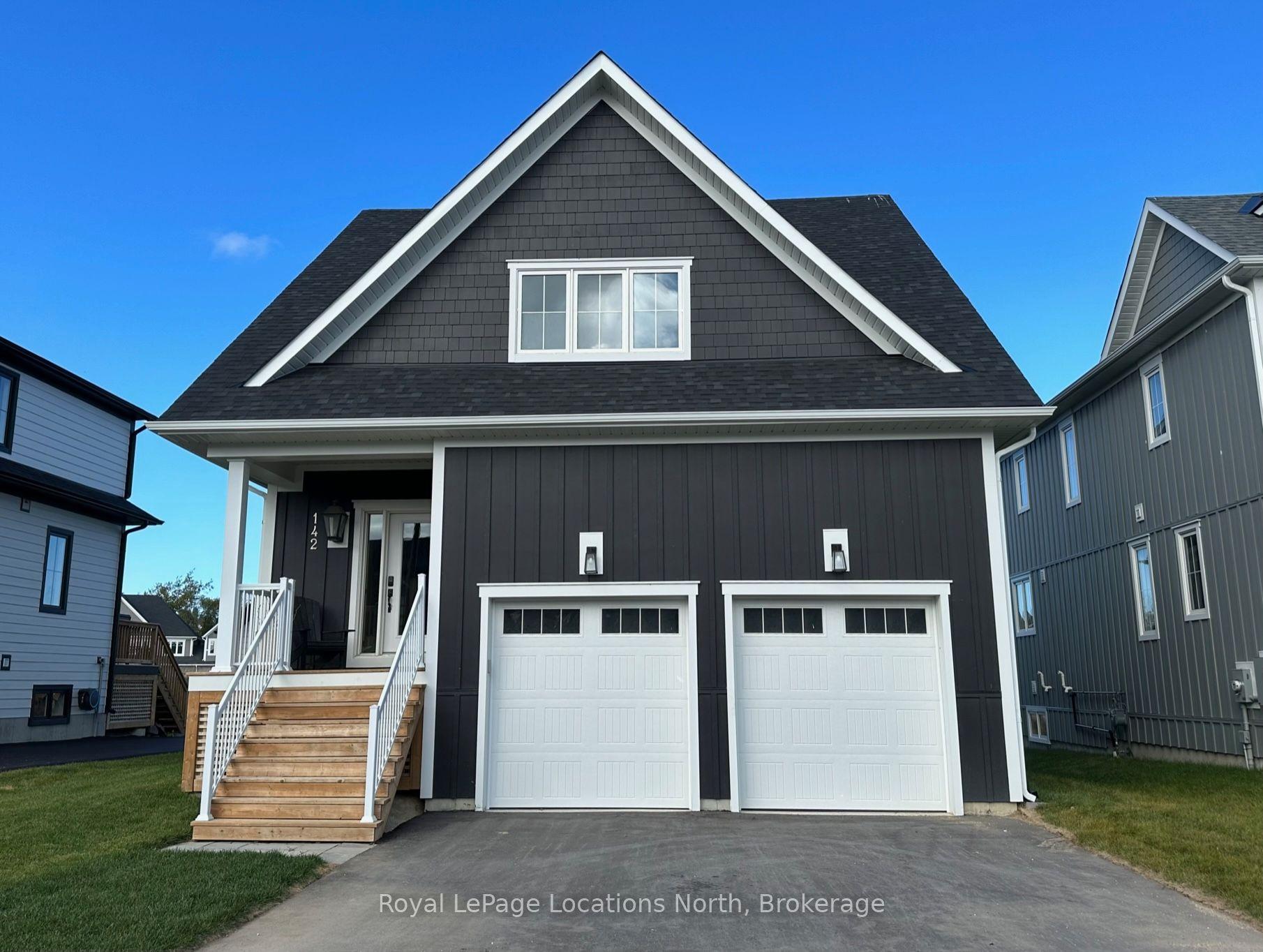 142 Black Willow Crescent — photo 1