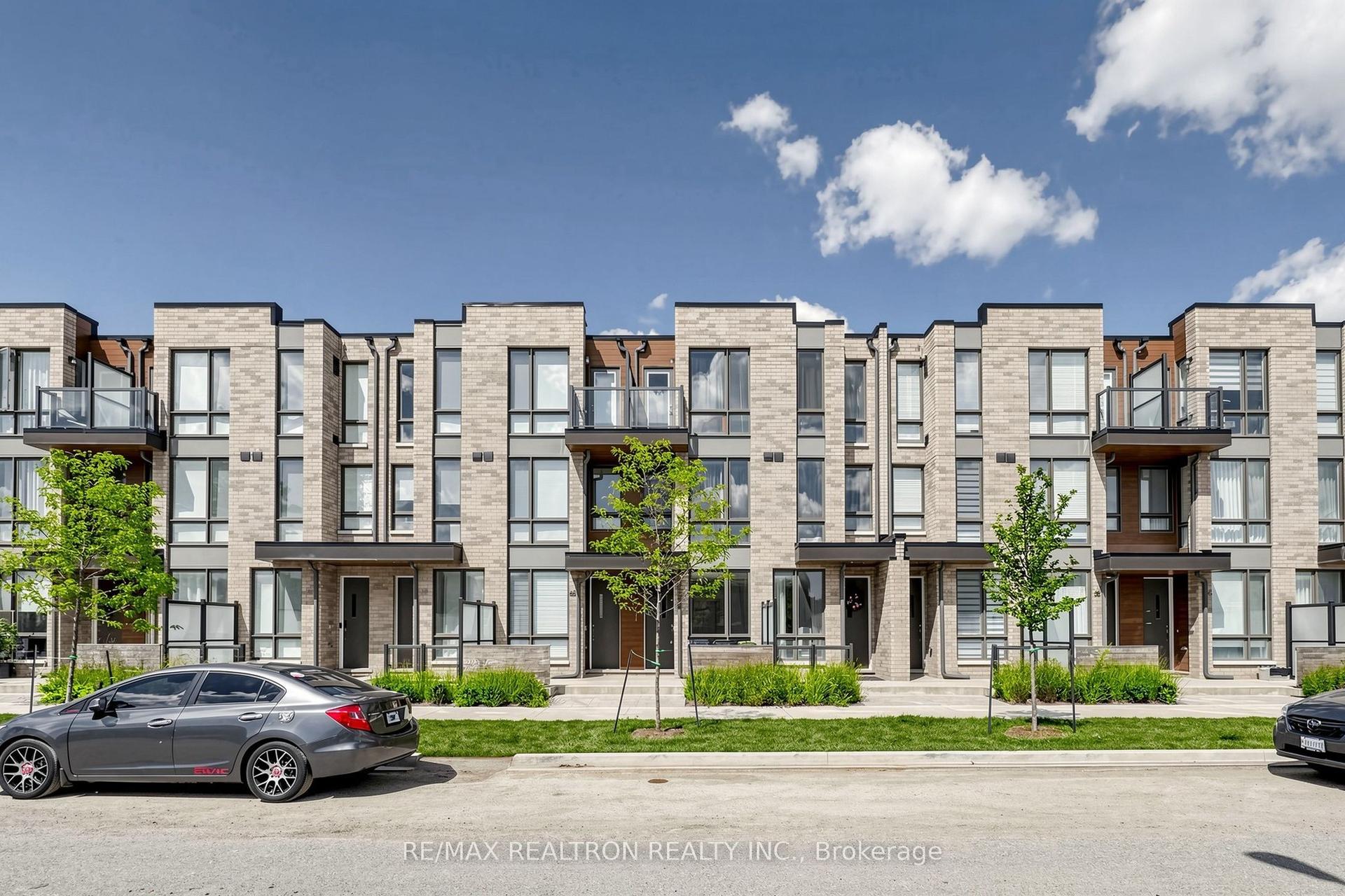 64 Turtle Island Road, Toronto — Condo Town for sale, photo 1