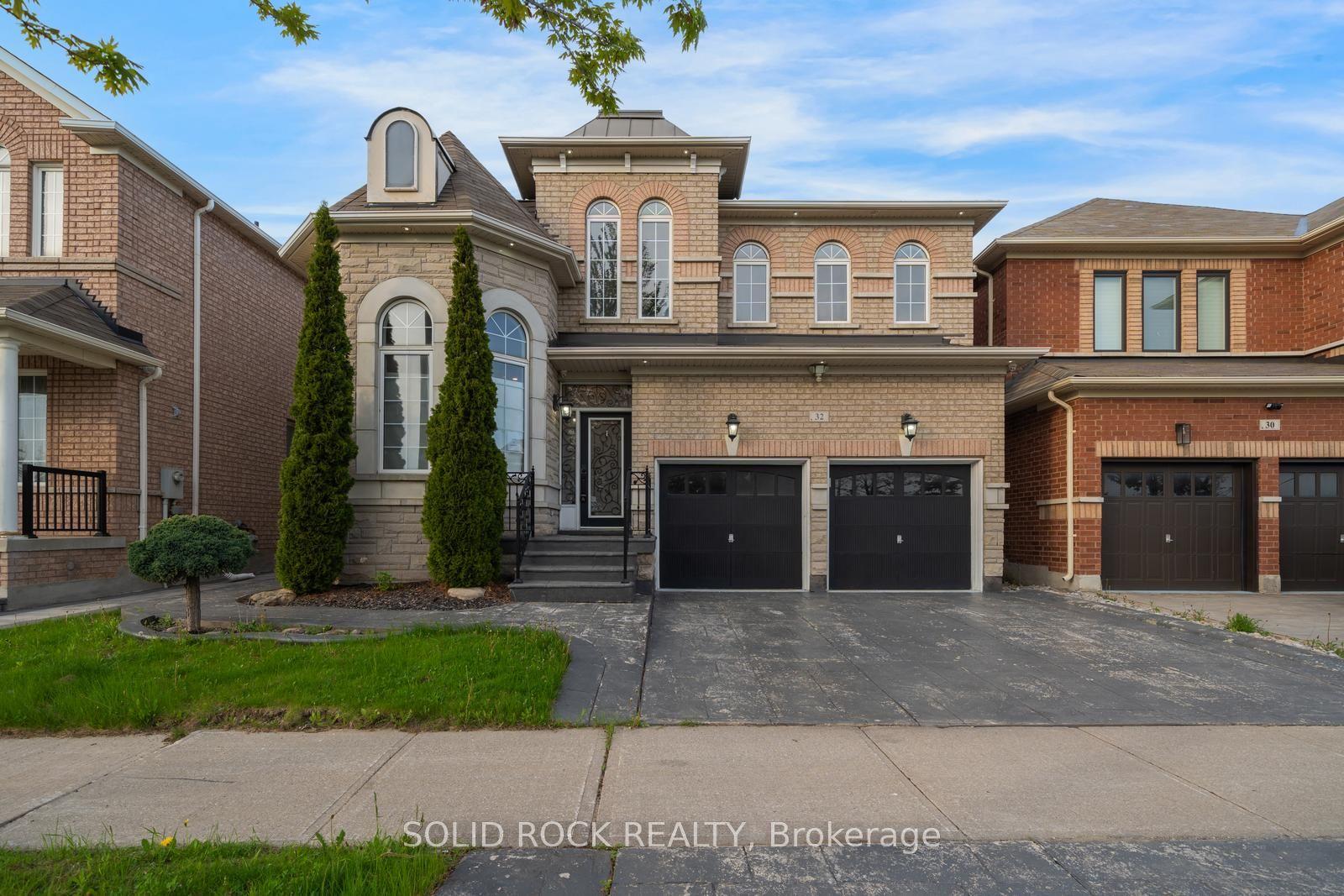 32 Albert Roffey Crescent — photo 1