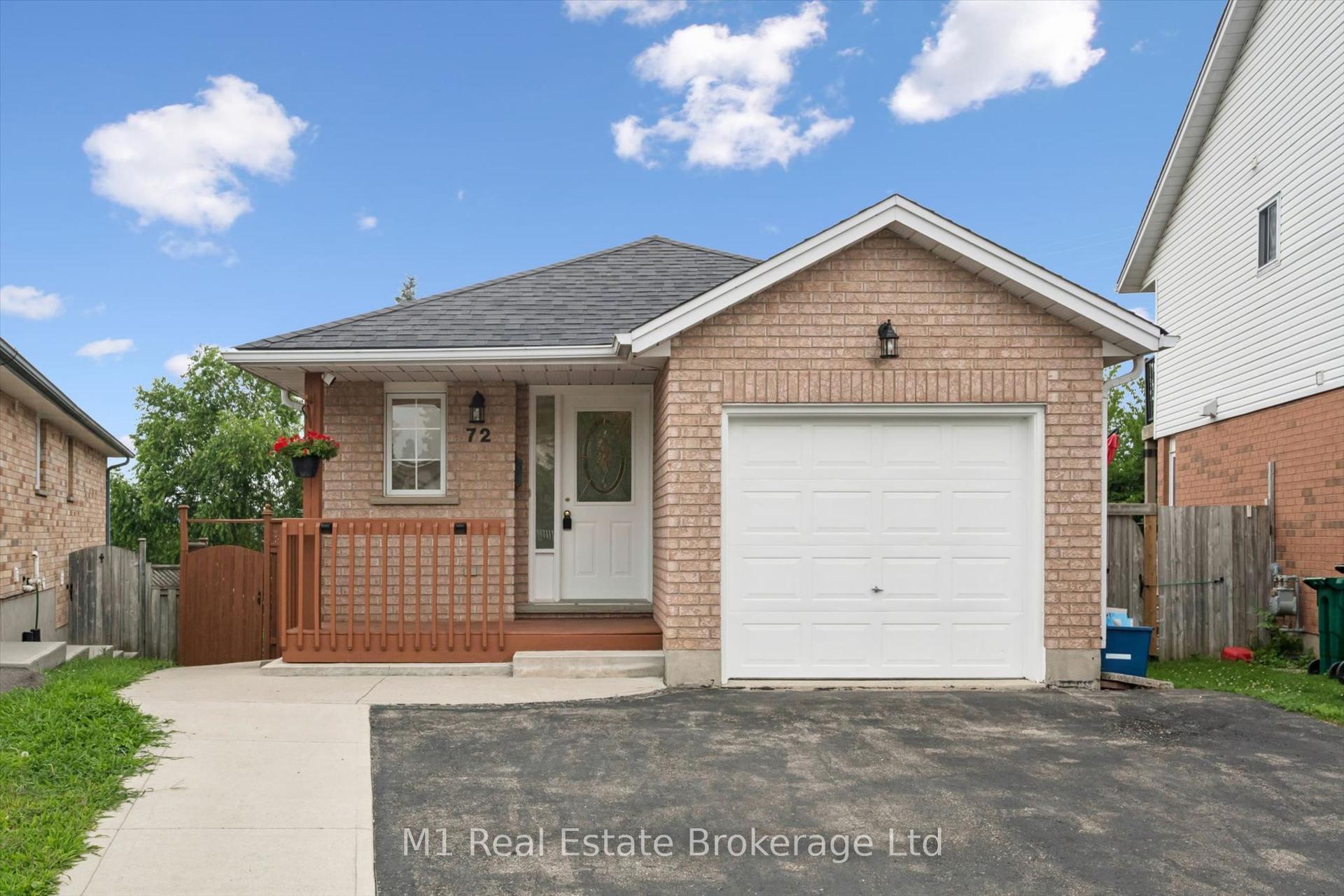 72 Orchid Crescent, Kitchener — Detached for sale, photo 1