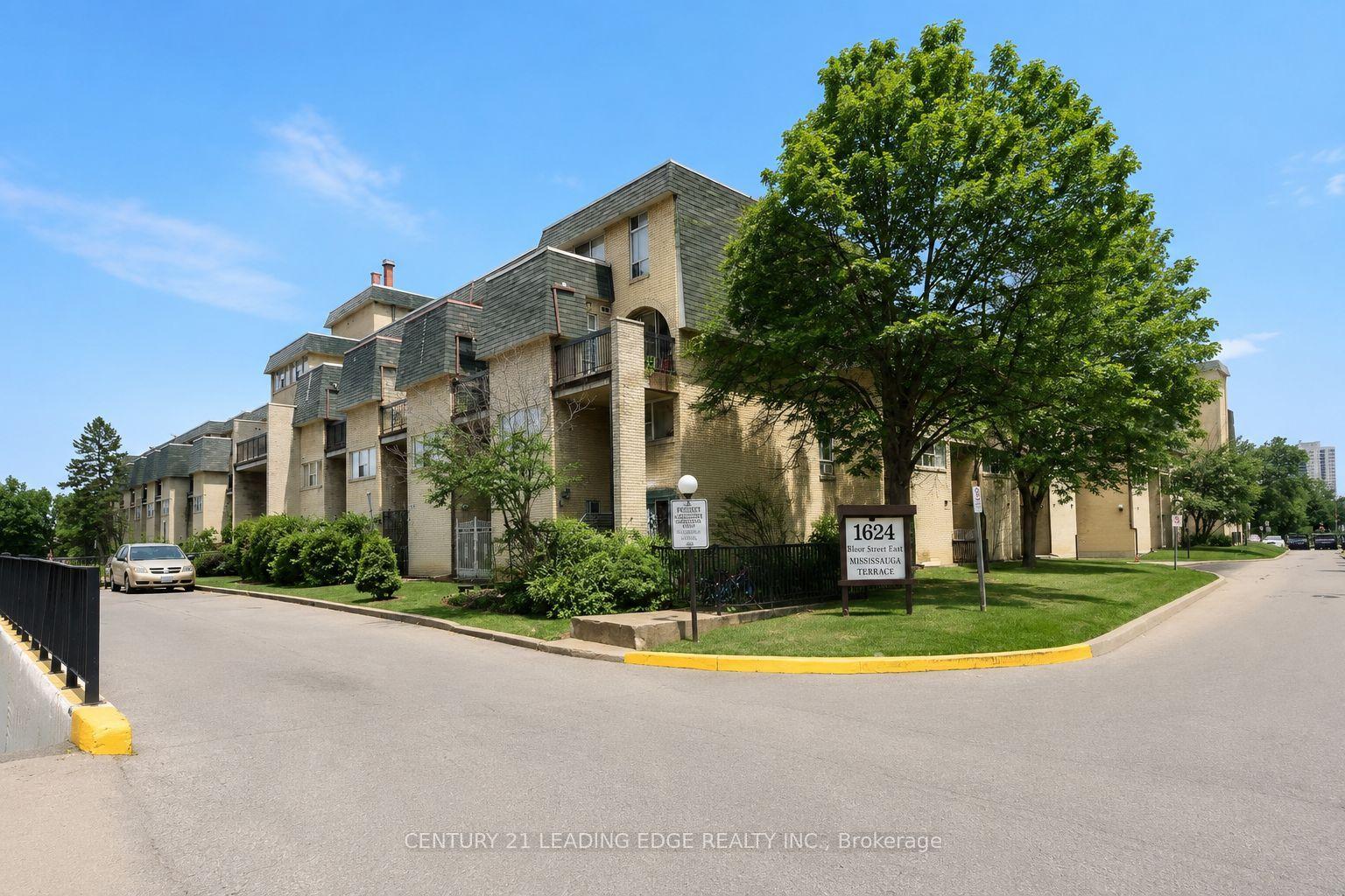1624 Bloor Street 82 #82, Mississauga — Condo Town for sale, photo 1