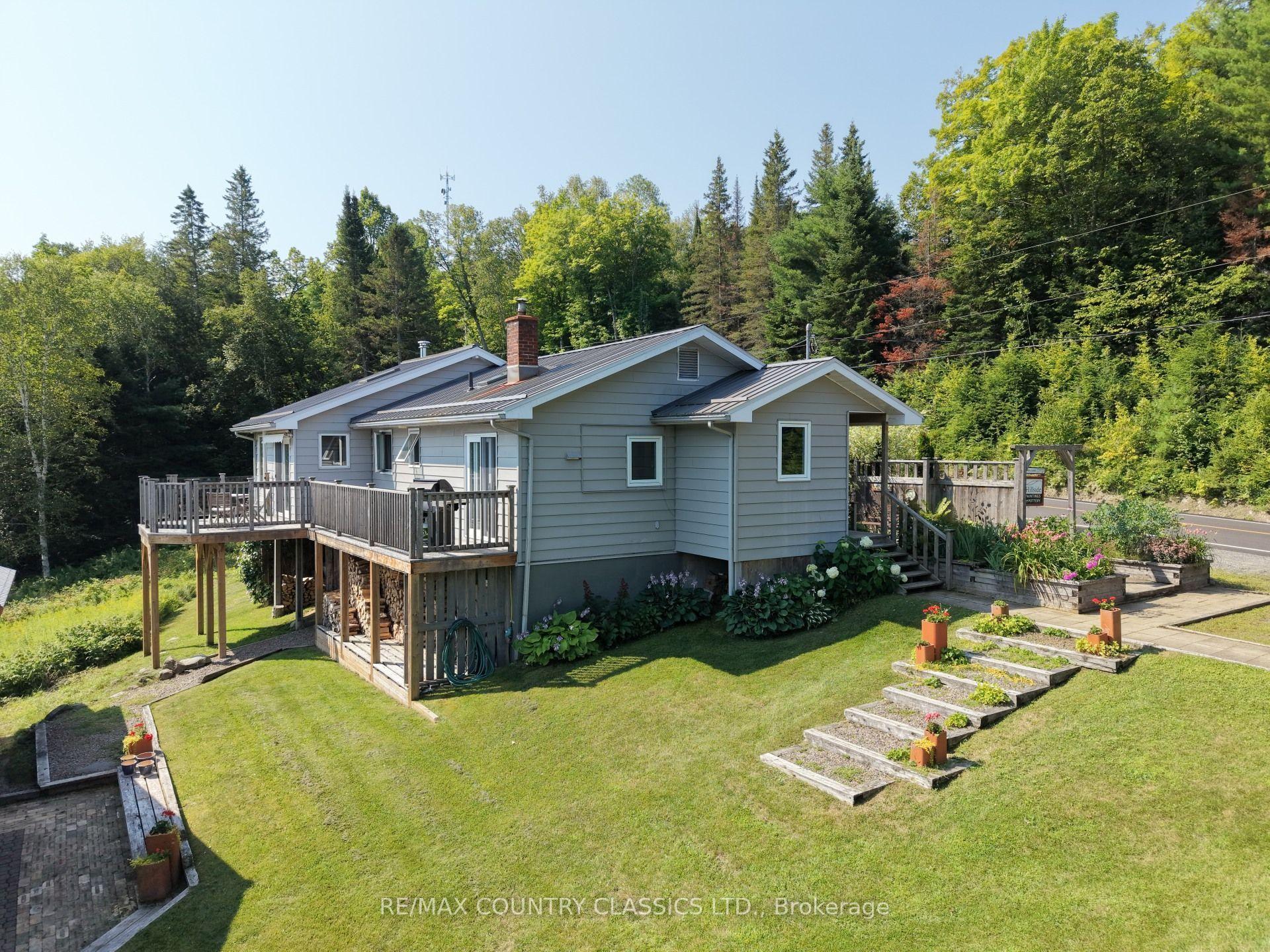 888 Wilno South Road S, Madawaska Valley — Detached for sale, photo 1