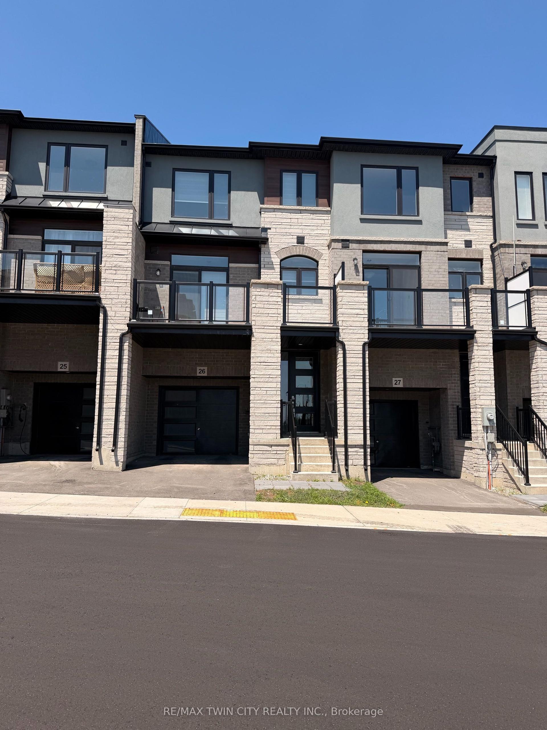 155 Equestrian Way 26 #26, Cambridge — Townhouse for sale, photo 1
