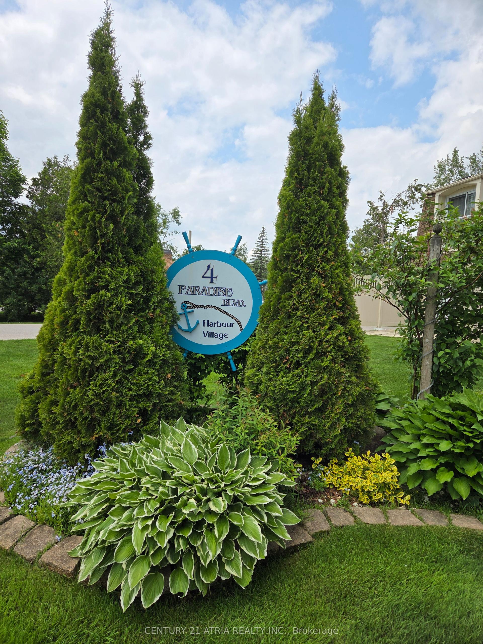4 Paradise Boulevard 24 #24, Ramara — Condo Town for sale, photo 1