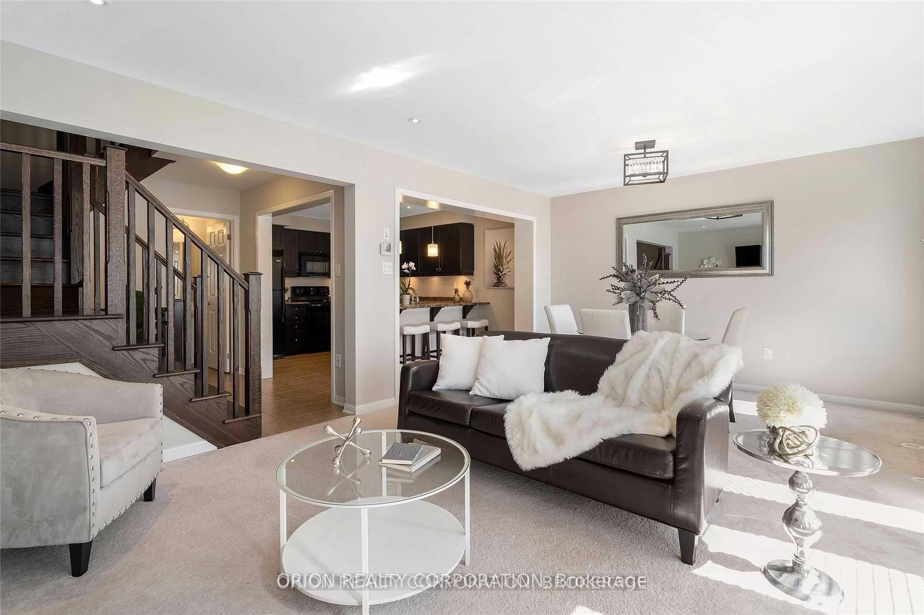 463 Dalhousie Gate, Milton — Townhouse for lease, photo 1