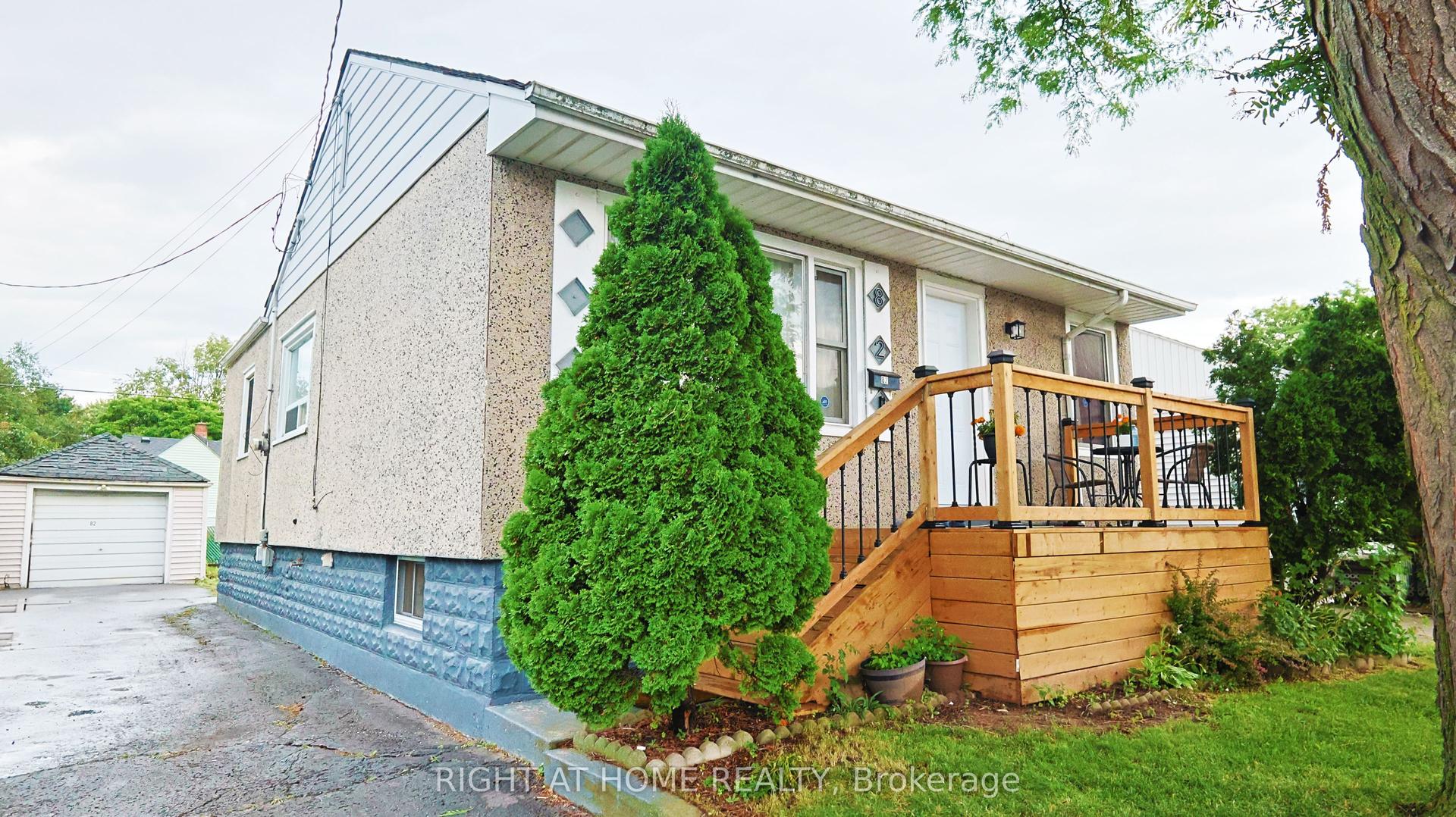 82 Normanhurst Avenue, Hamilton — Detached for sale, photo 1