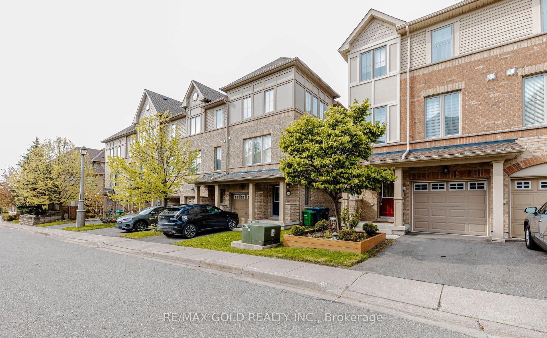 12 Cailiff Street, Brampton — Condo Town for lease, photo 1