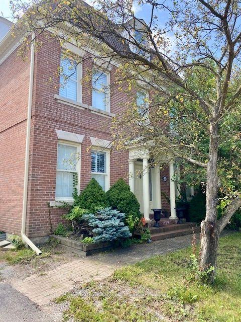 141 Regent Street, Richmond Hill — Detached for lease, photo 1