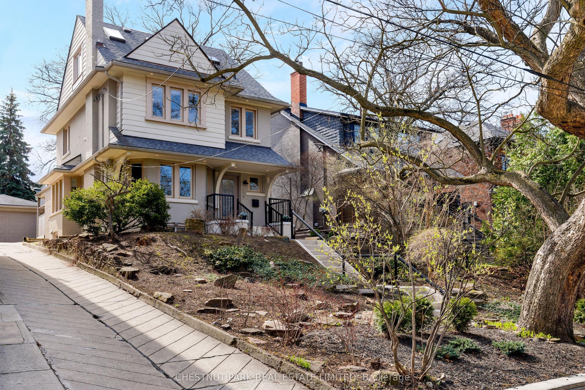 179 Glendonwynne Road — photo 1