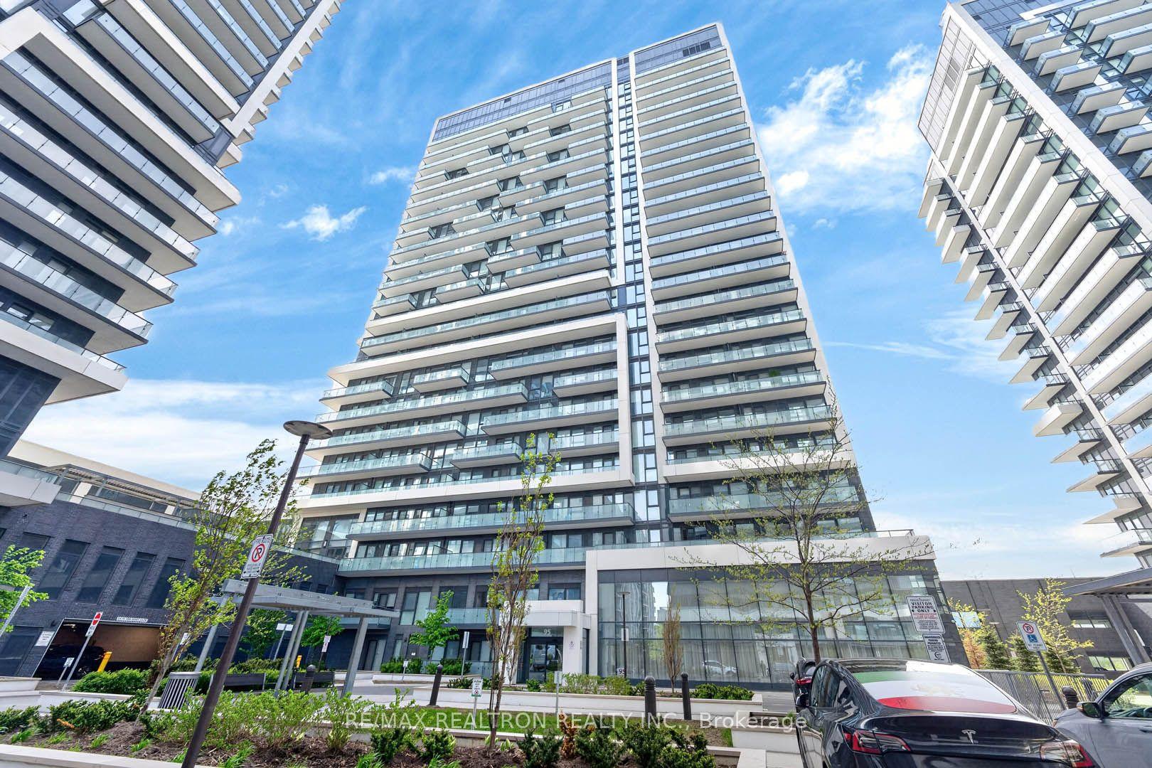 95 Oneida Crescent N LPH12 #LPH12 — photo 1