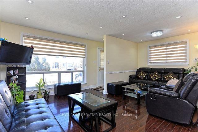 65 Newstead Crescent, Brampton — Semi-Detached for sale, photo 1