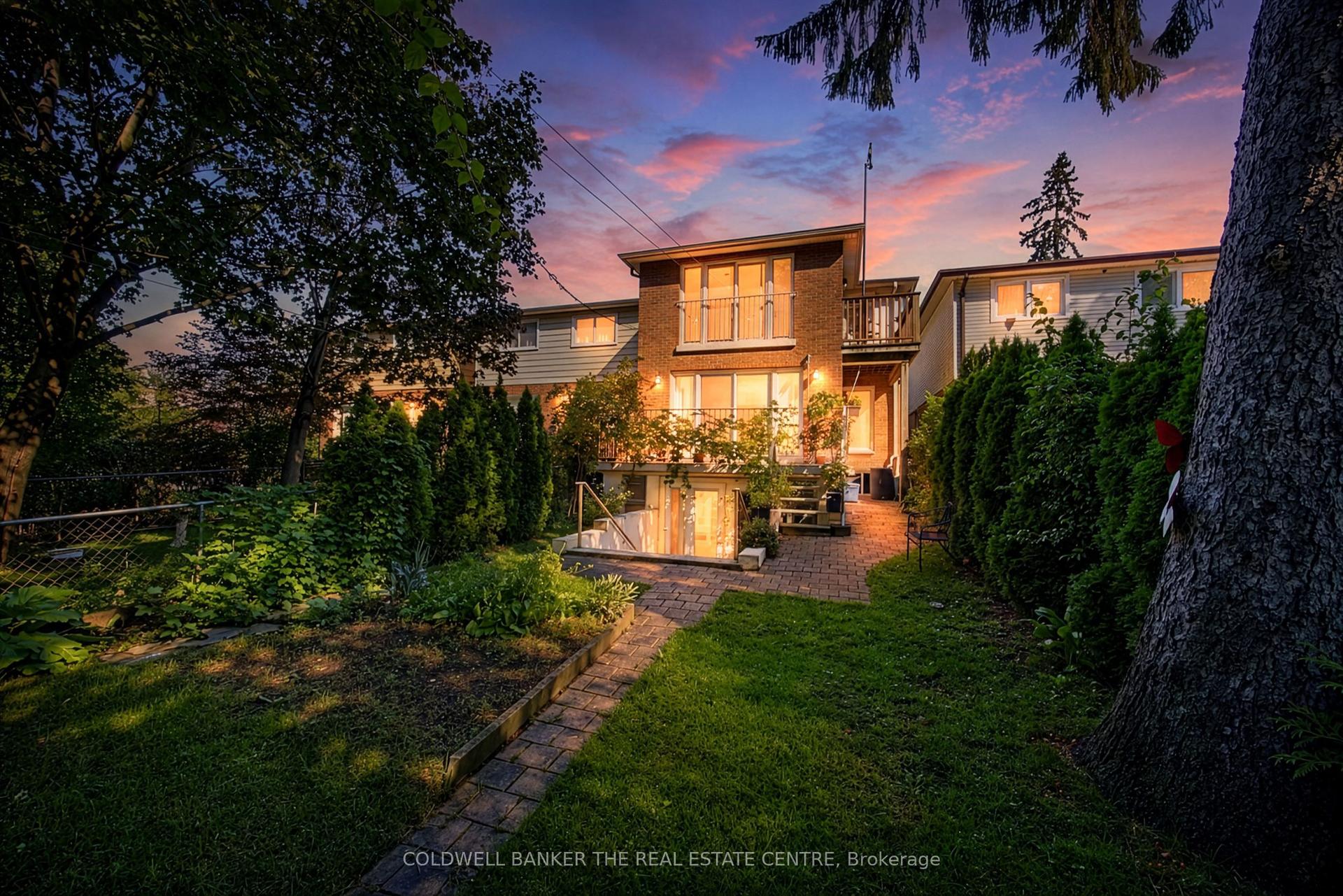 15 Craiglee Drive, Toronto — Detached for sale, photo 1