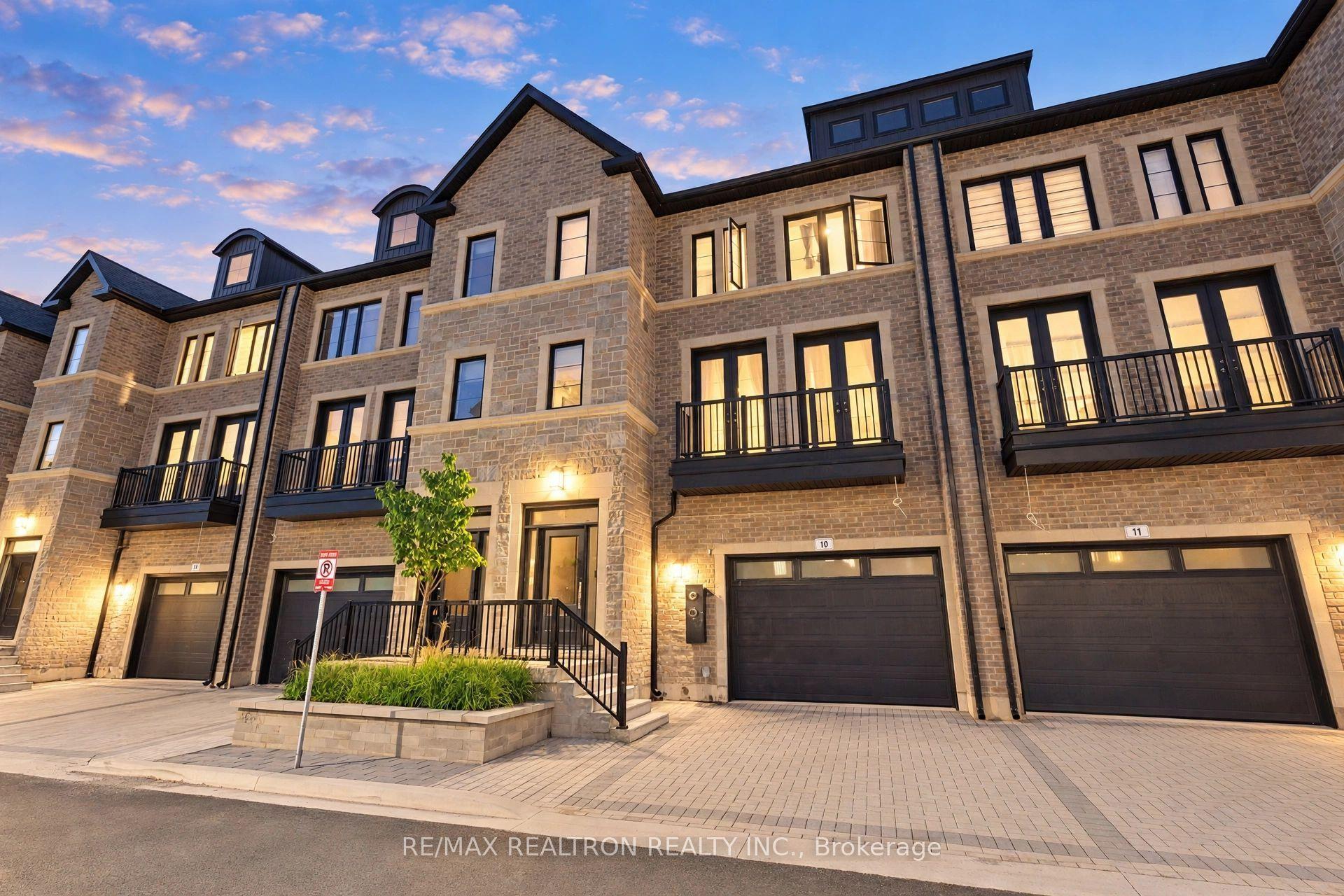260 Eagle Street 10 #10, Newmarket — Townhouse for sale, photo 1