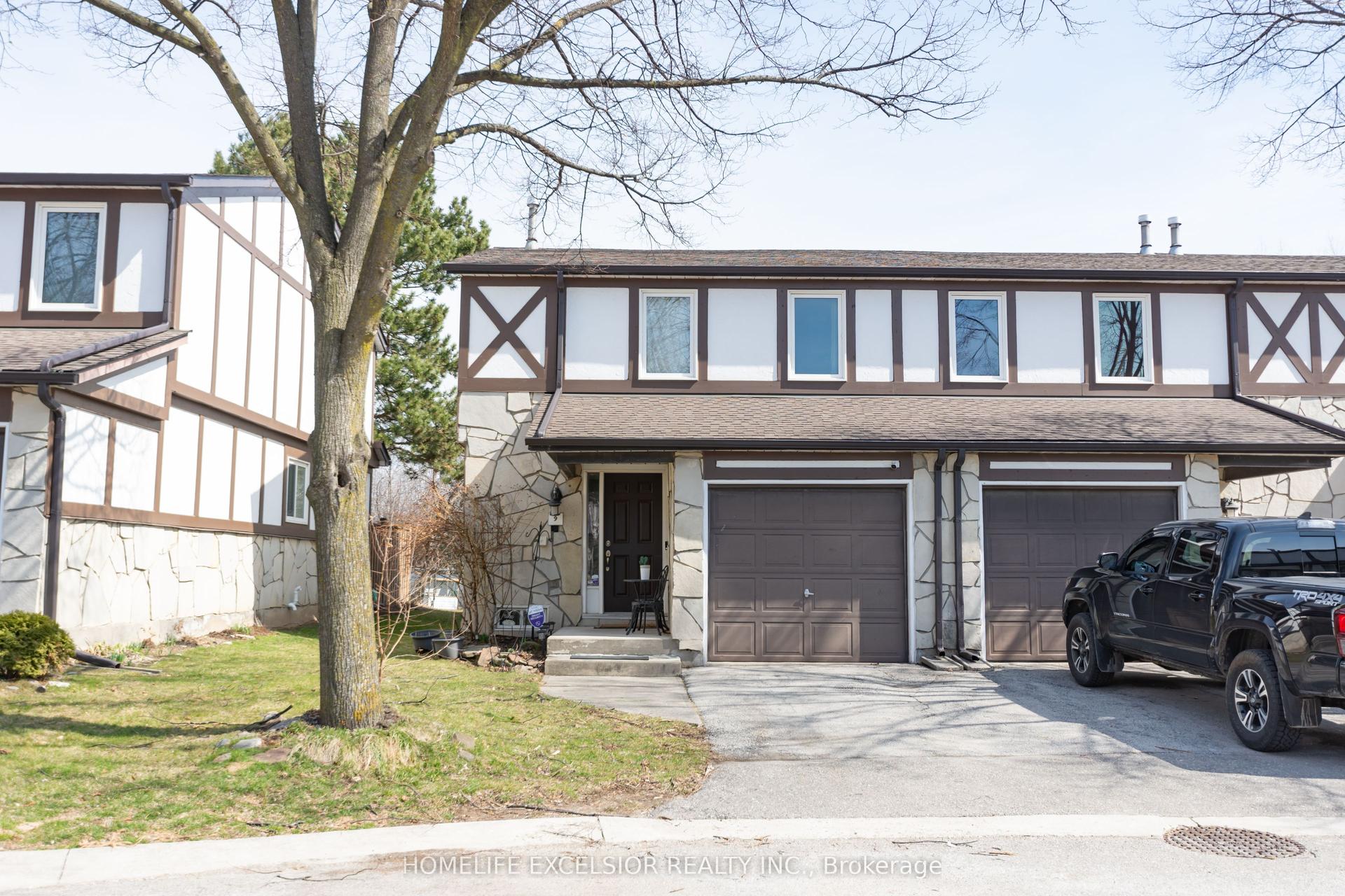 2200 Glenwood School Drive 9 #9, Burlington — Condo Town for sale, photo 1