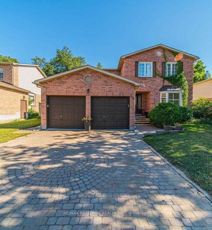 328 Salisbury Lane, Newmarket — Detached for sale, photo 1