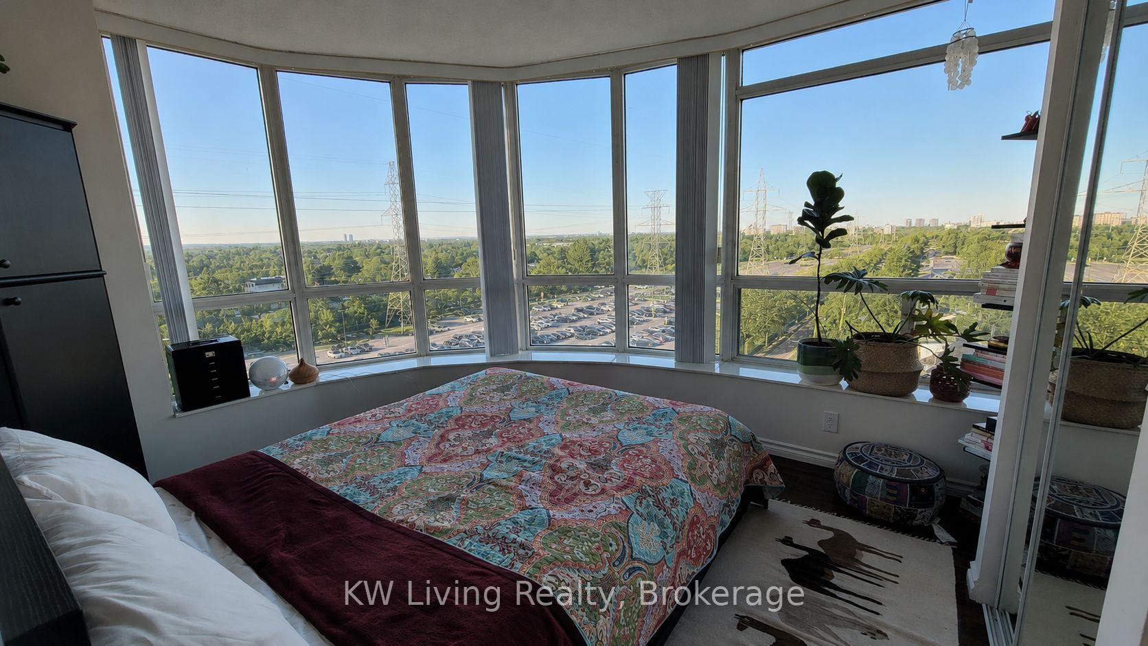 28 Pemberton Avenue 903 #903, Toronto — Condo for sale, photo 1