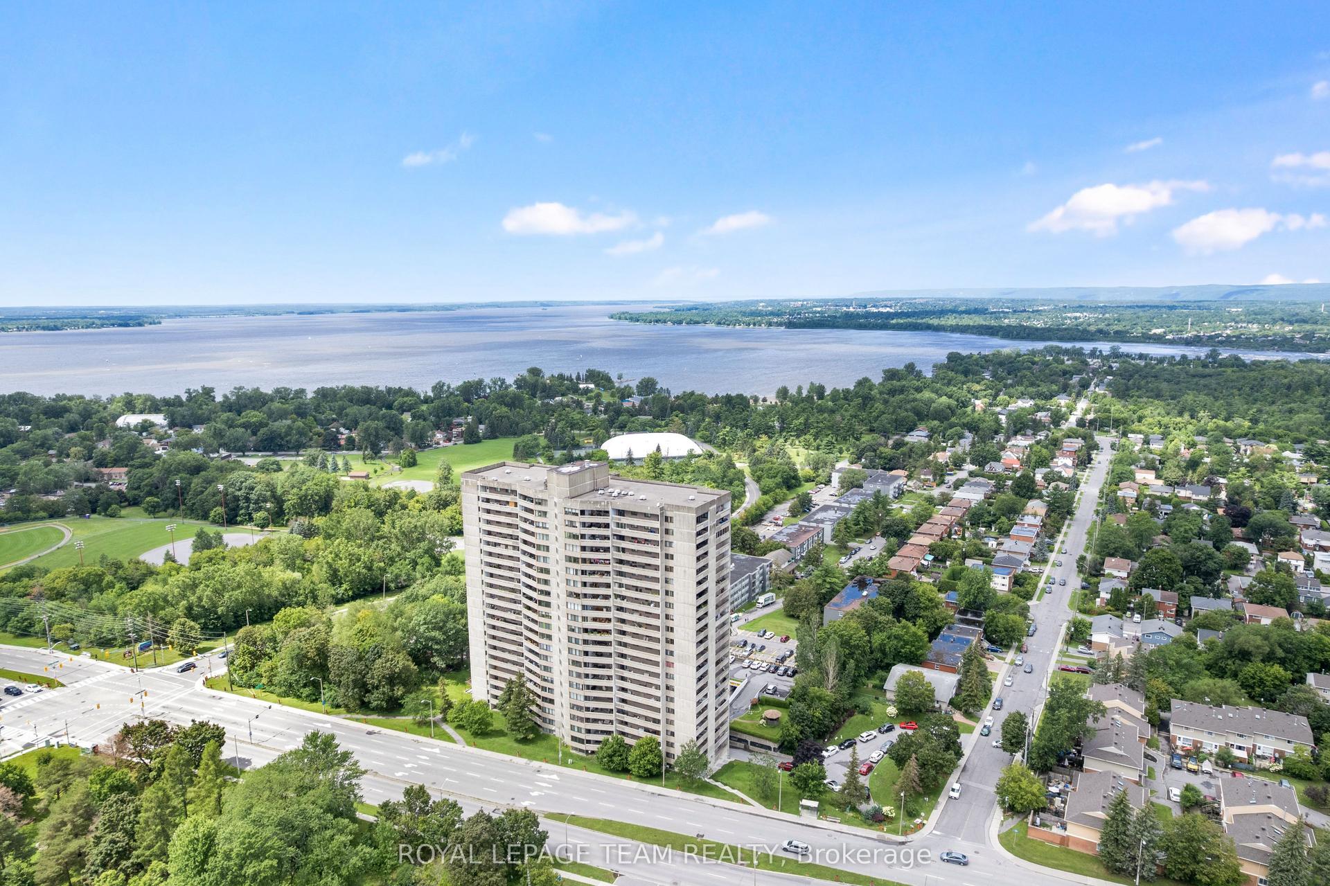 415 Greenview Avenue 1402 #1402, Britannia - Lincoln Heights and Area — Condo for sale, photo 1