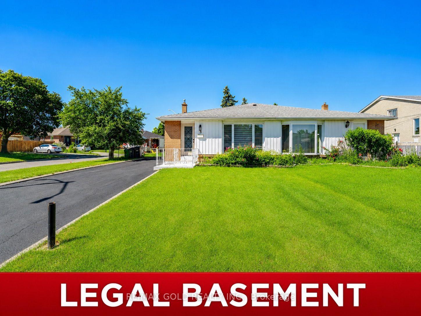 8 Athlone Avenue, Brampton — Semi-Detached for sale, photo 1