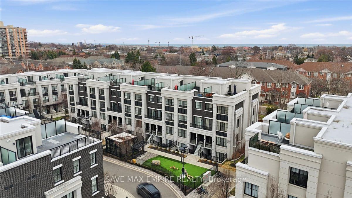 652 Cricklewood Drive 227 #227 — photo 1