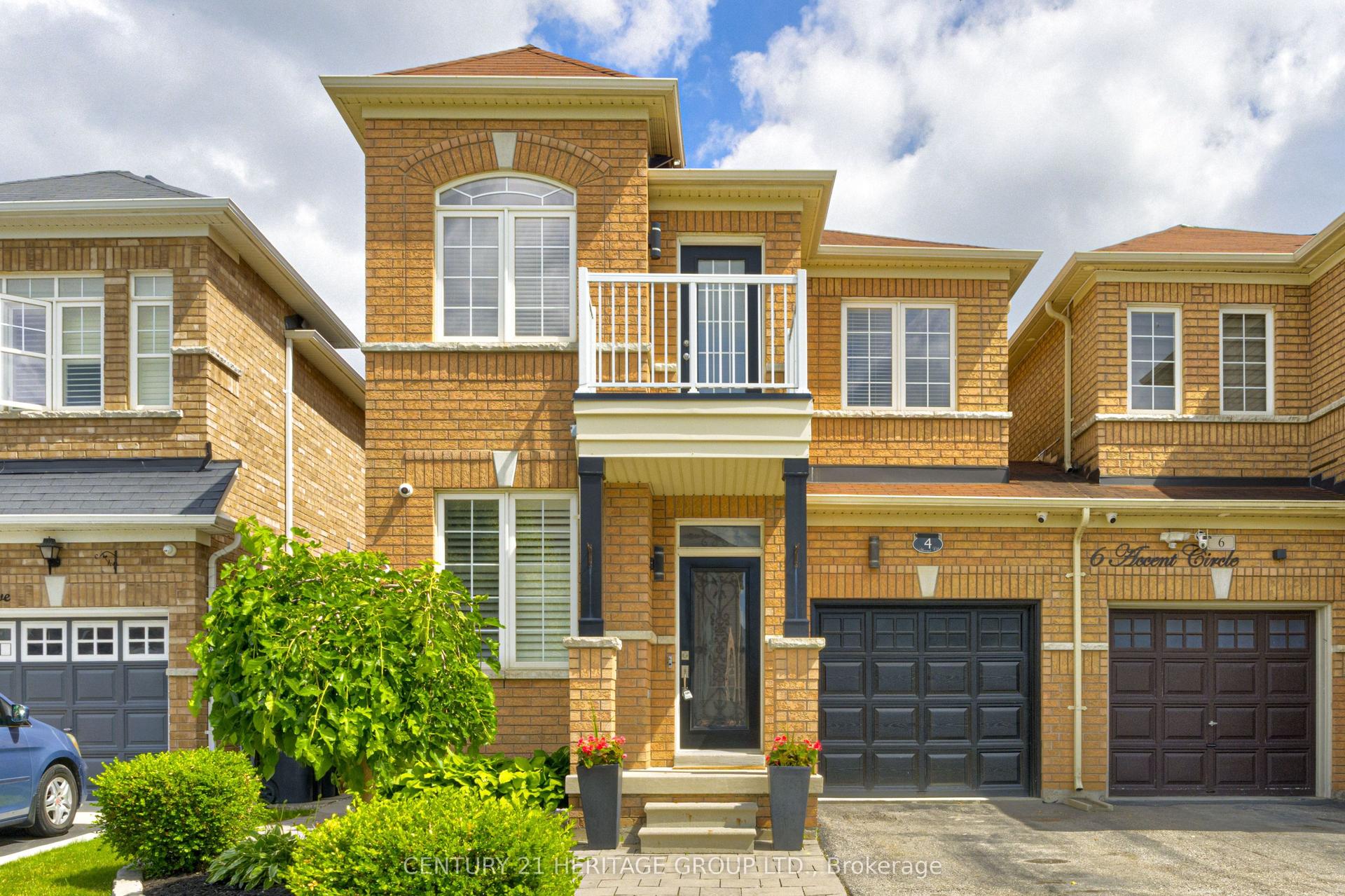 4 Accent Circle, Brampton — Semi-Detached for sale, photo 1
