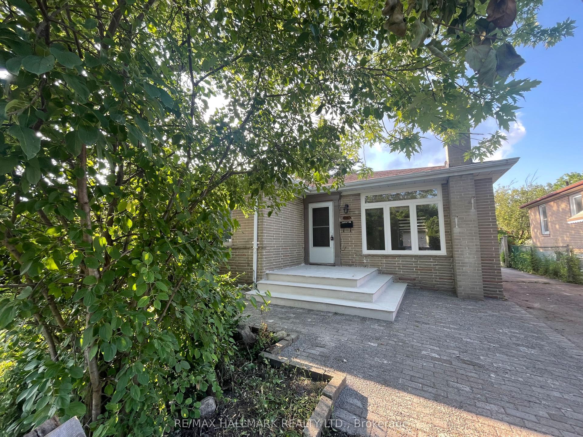 116 Cartier Crescent Main Floor #Main Floor, Richmond Hill — Detached for lease, photo 1