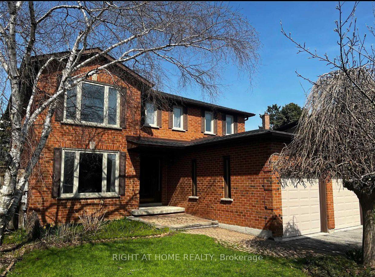 43 Doris Crescent — photo 1