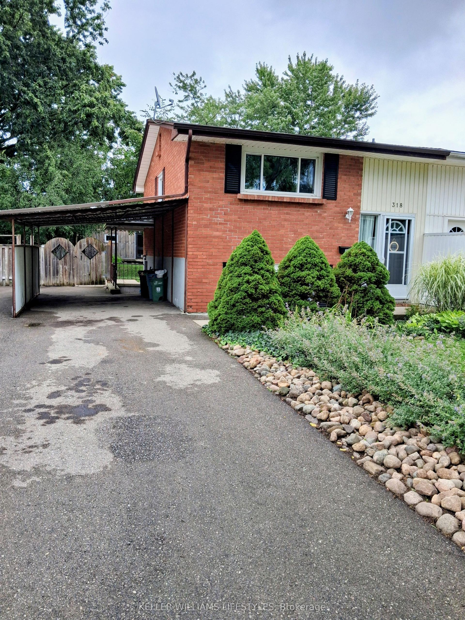 318 Base Line Road W, London South — Semi-Detached for lease, photo 1