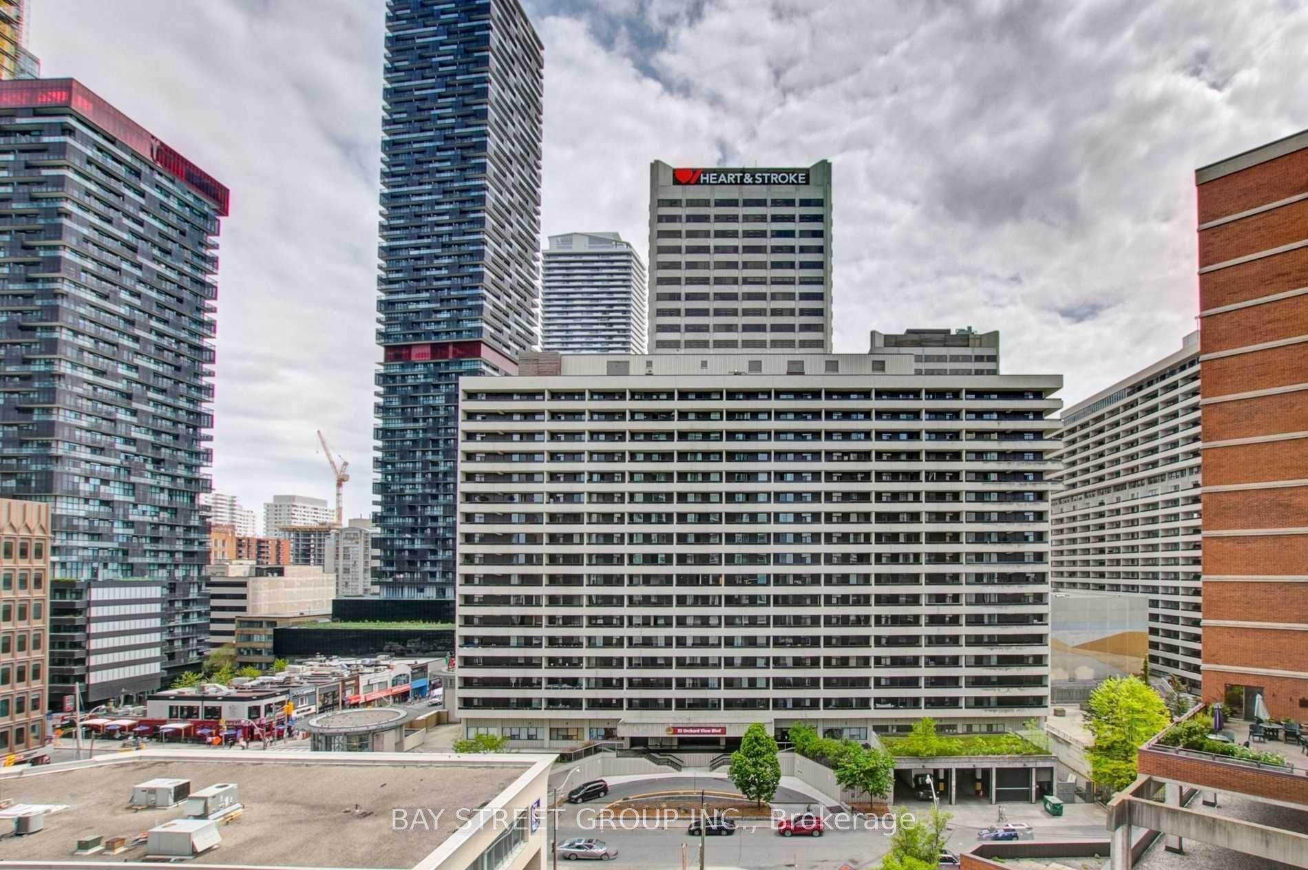 33 Helendale Avenue 2108 #2108, Toronto — Condo for lease, photo 1
