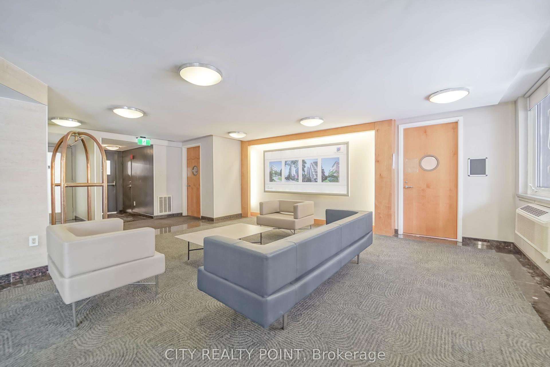 55 Isabella Street 1004 #1004 — photo 1
