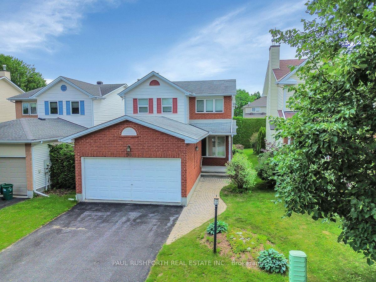 90 Moresby Drive, Kanata — Detached for sale, photo 1