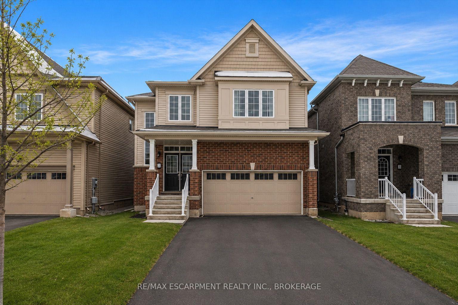 13 Steven Drive — photo 1