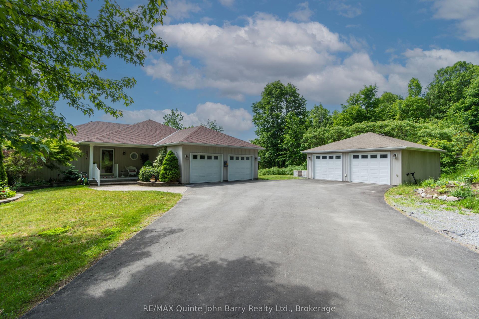 342 Christiani Road, Quinte West — Detached for sale, photo 1