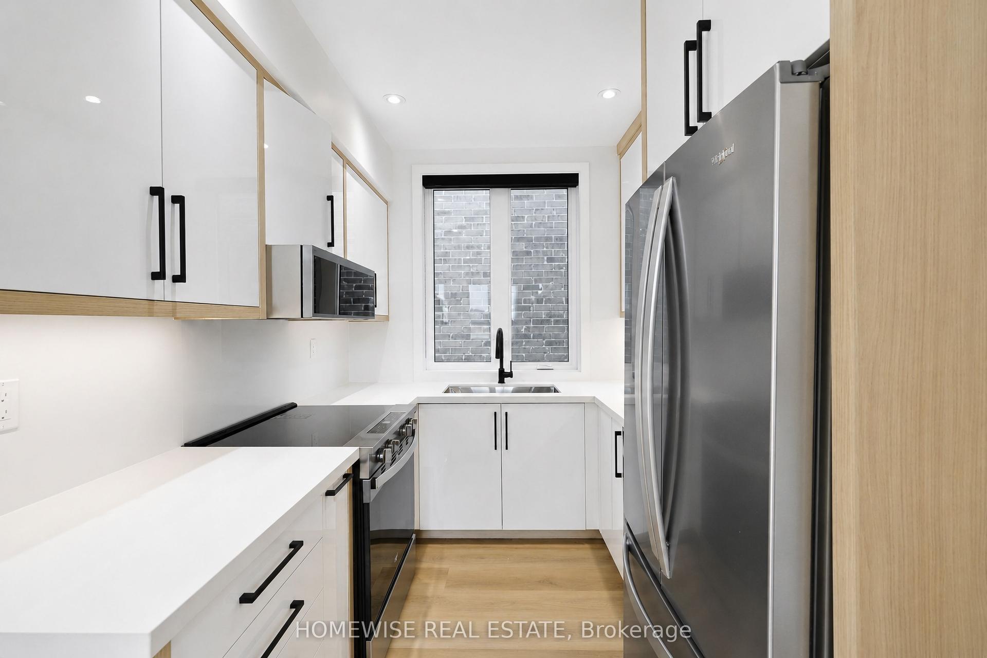 25 King High Avenue 2 #2, Toronto — Multiplex for lease, photo 1