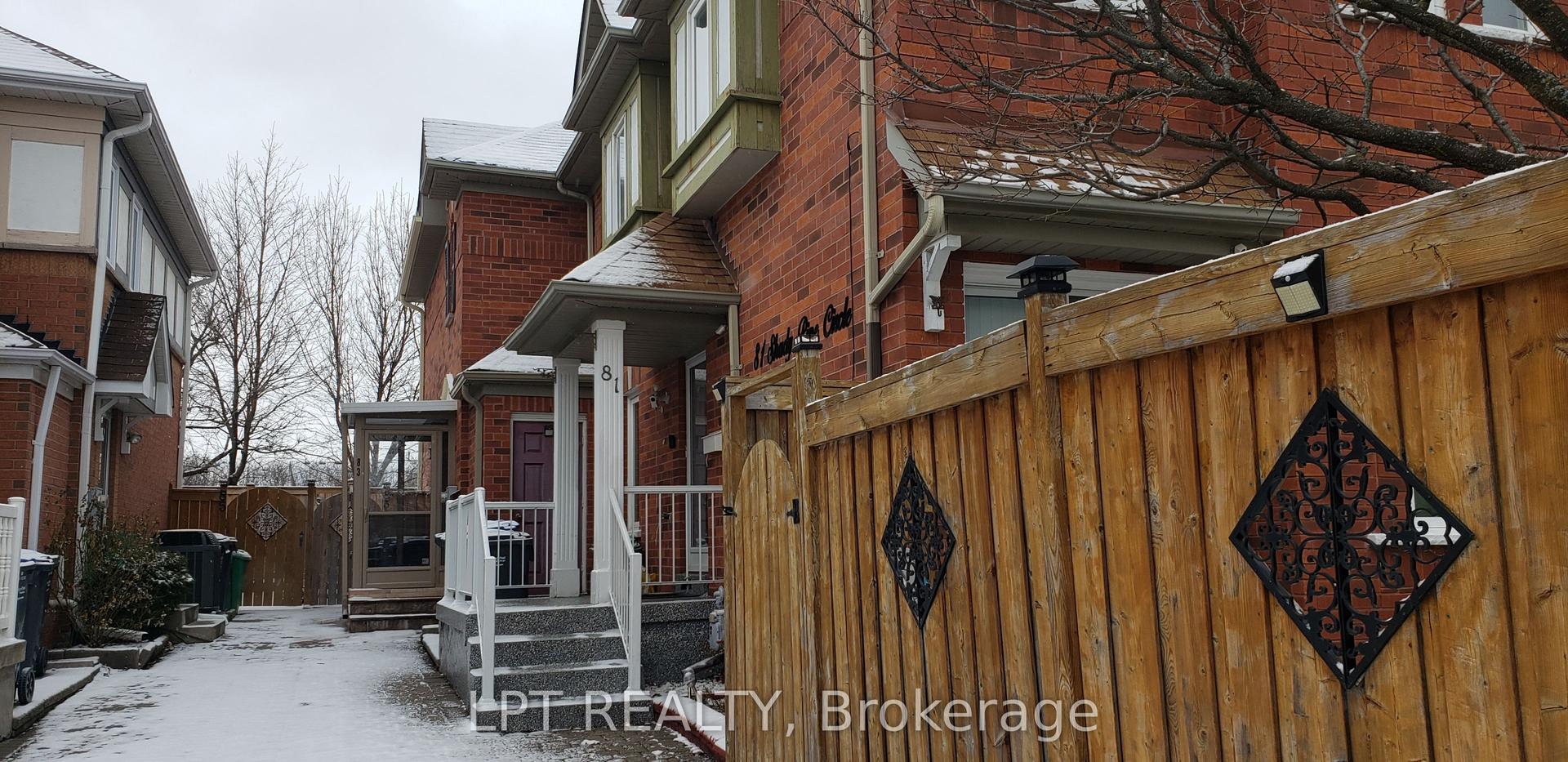 81 Shady Pine Circle, Brampton — Townhouse for lease, photo 1