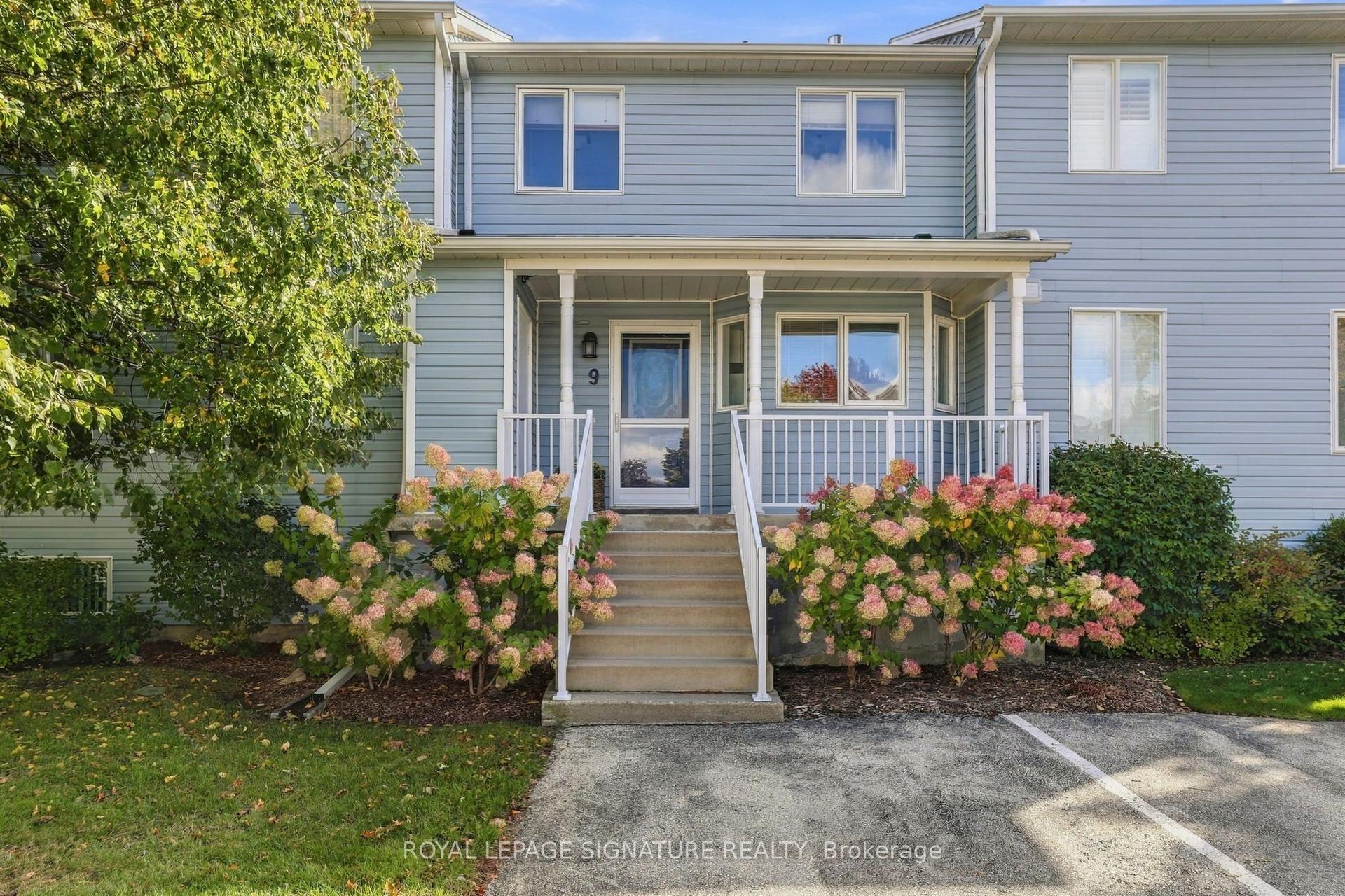 9 Valleymede Court, Collingwood — Condo Town for sale, photo 1