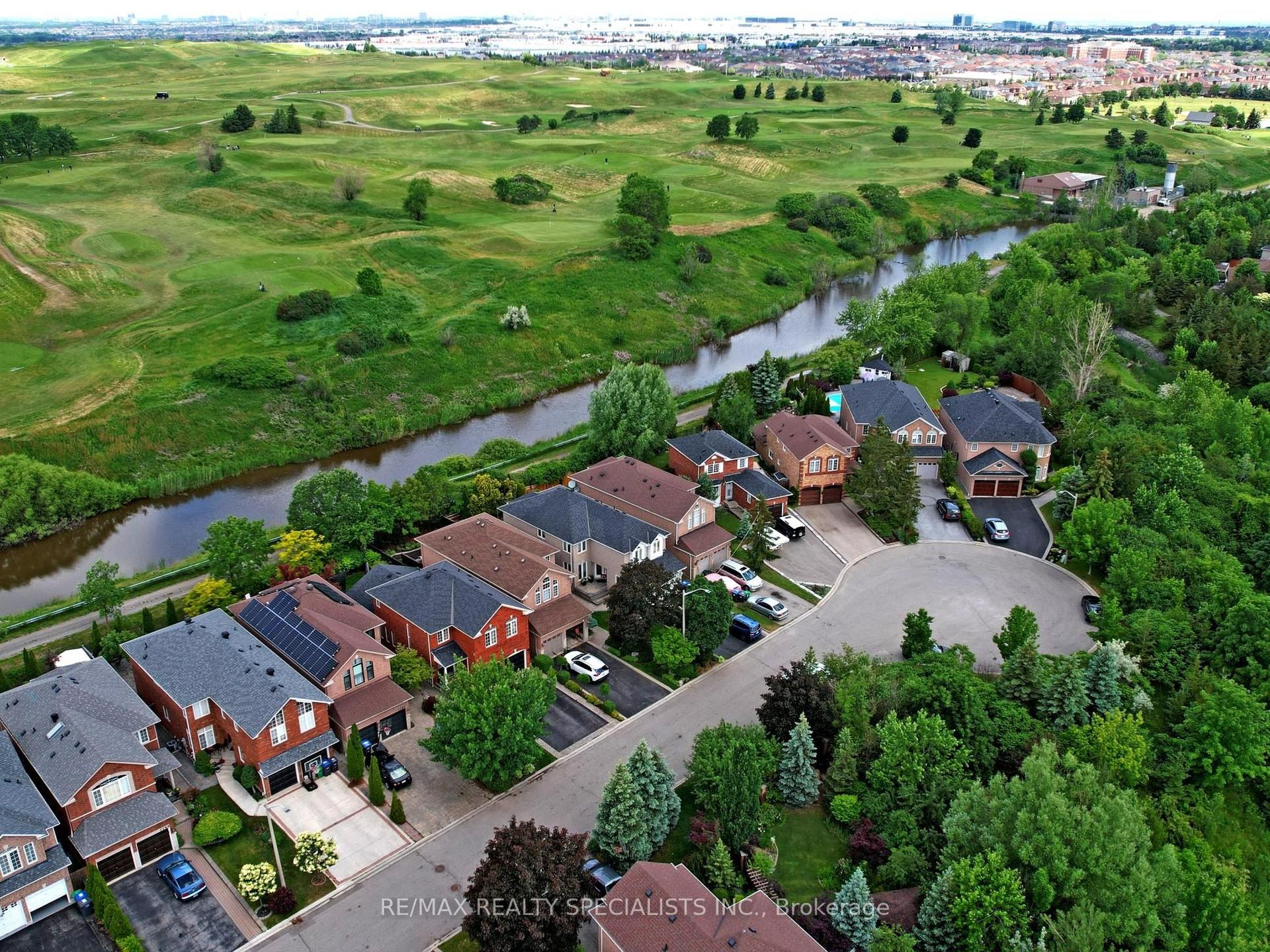 1169 Barnswallow Court, Mississauga — Detached for sale, photo 1