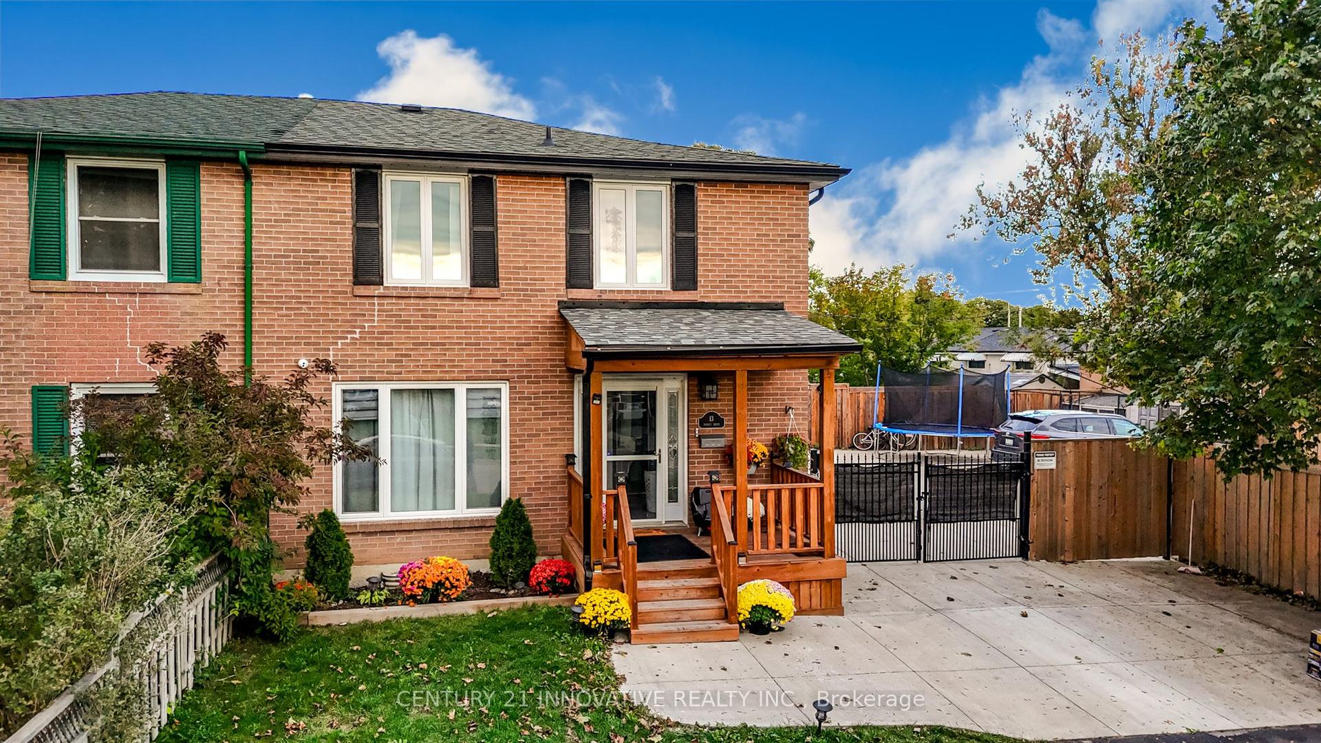 13 Dorset Drive, Brampton — Semi-Detached for sale, photo 1