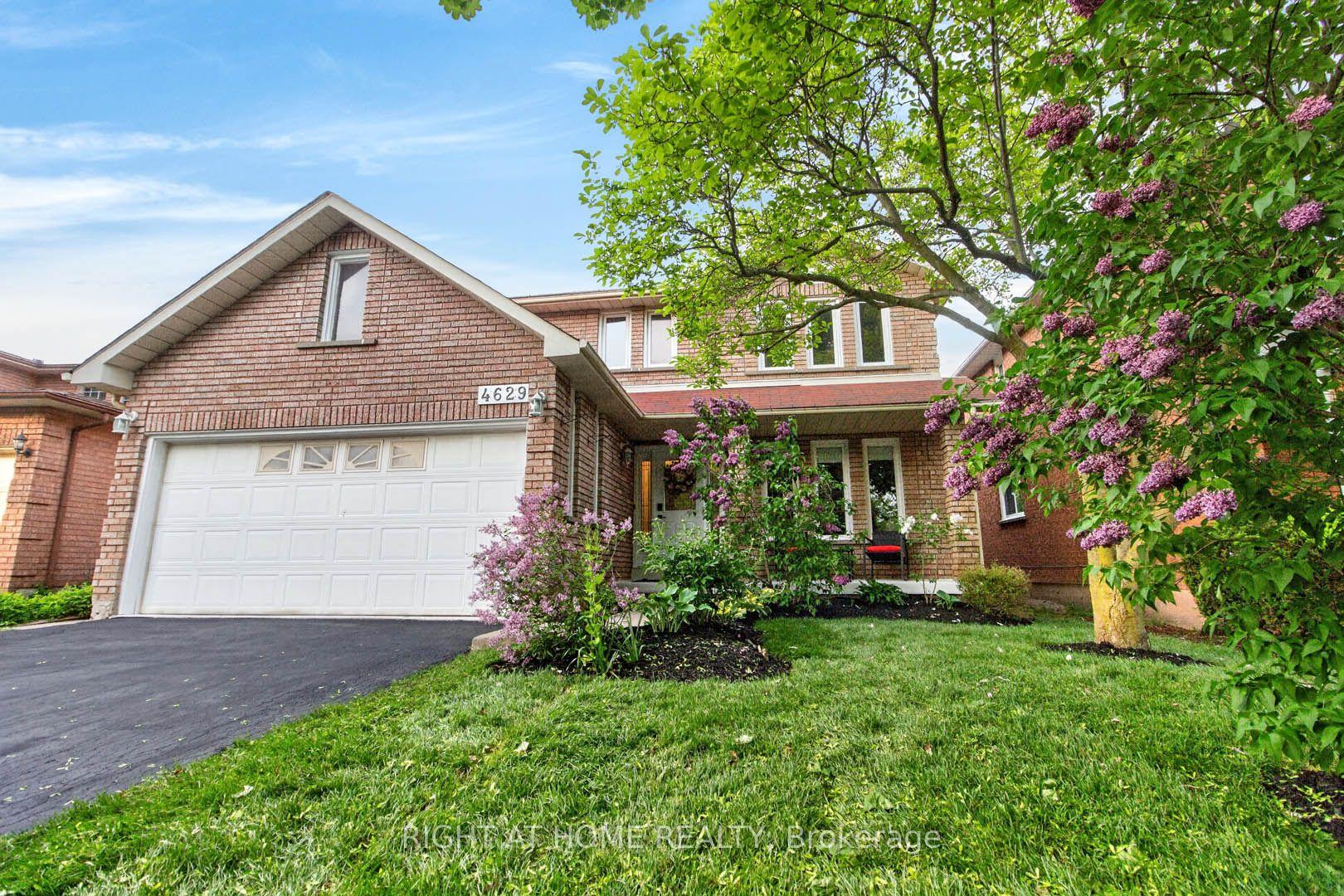 4629 Phoenix Park Crescent — photo 1